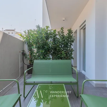 Wanderlust Experience Waves Lux *