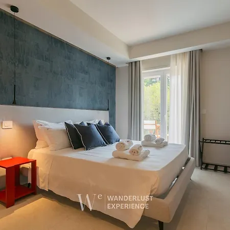 Wanderlust Experience Waves Lux Bari