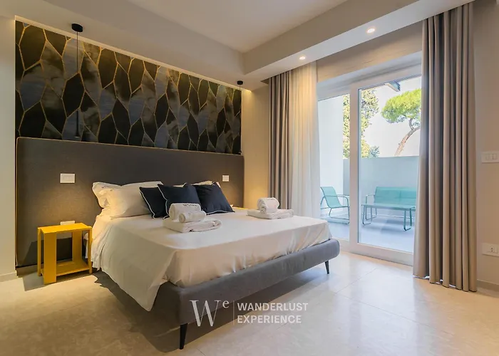 Wanderlust Experience Waves Lux