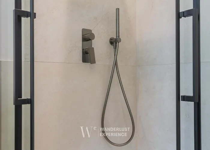 Wanderlust Experience Waves Lux Villa Bari